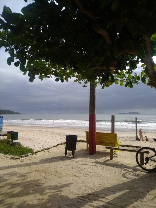 Apto 80M Da Praia Grande Vista Mar! Governador Celso Ramos Exterior foto