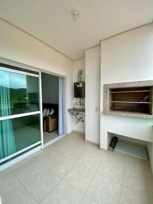 Apto 80M Da Praia Grande Vista Mar! Governador Celso Ramos Exterior foto